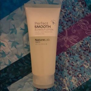 NatureLab Tokyo Perfect Smooth Blowout Lotion